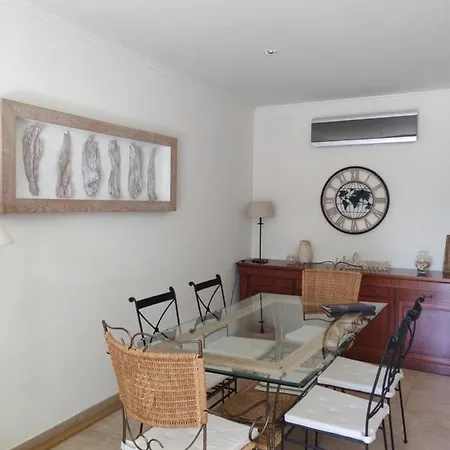 Apartment Algarve Albufeira, Quiet With Pool At 10 Mn Walk From Da Falesia Olhos de Agua (Albufeira)