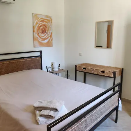 Apartment Algarve Albufeira, Quiet With Pool At 10 Mn Walk From Da Falesia
